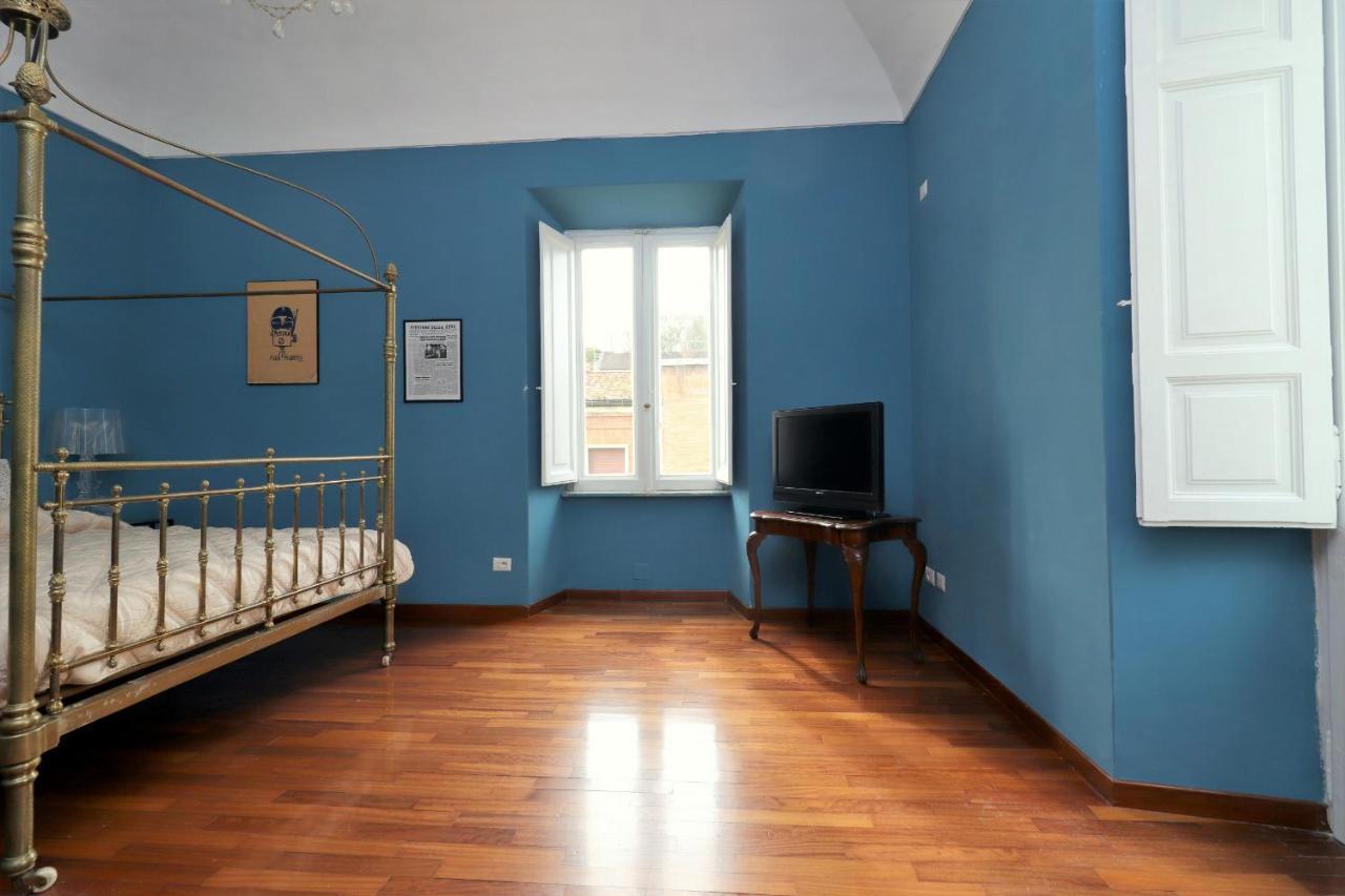 Trevi Grand Blu Suite B&B โรม ภายนอก รูปภาพ